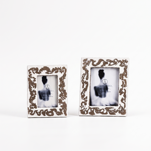 Dansbury Frames