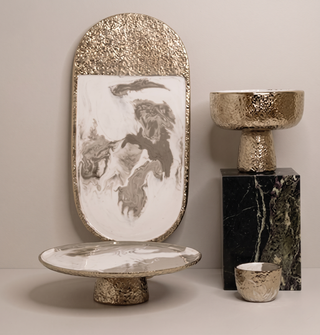 Dansbury Cake Pedestal