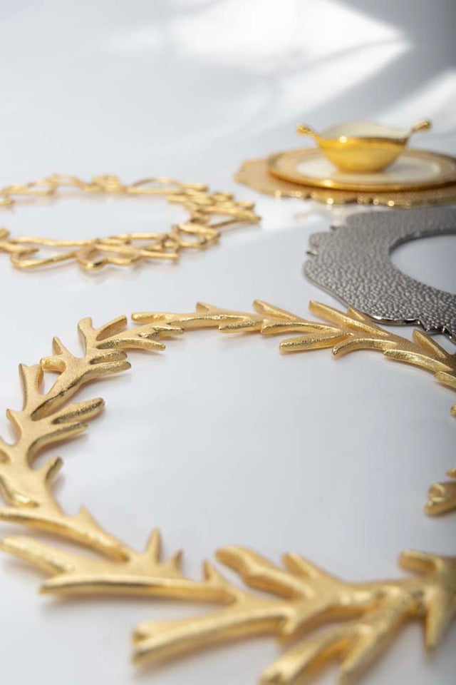 Branches Charger Gold - Nima Oberoi Lunares