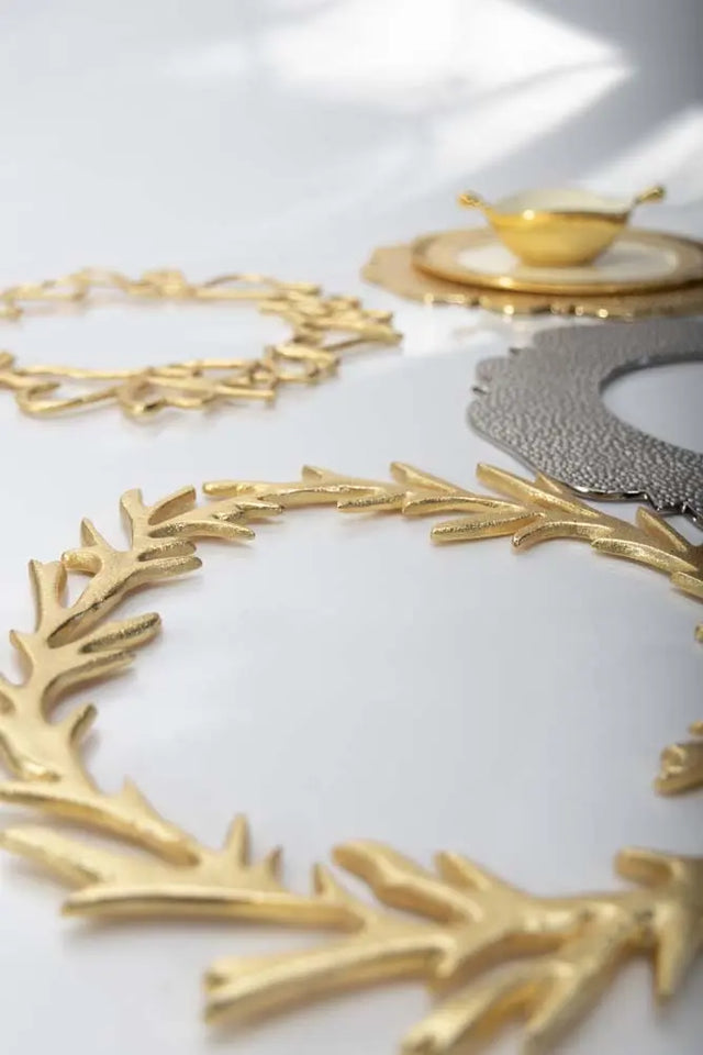 Branches Charger Gold - Nima Oberoi Lunares