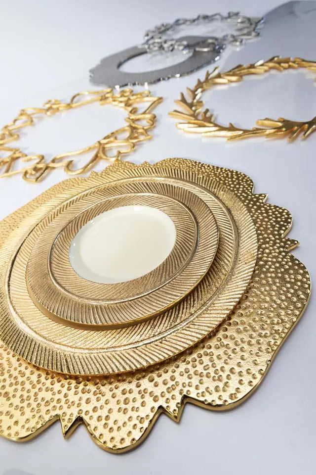 Branches Charger Gold - Nima Oberoi Lunares