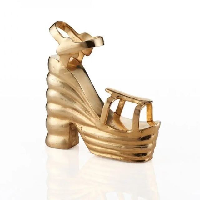 Carmen Shoe / Bookend - Nima Oberoi Lunares