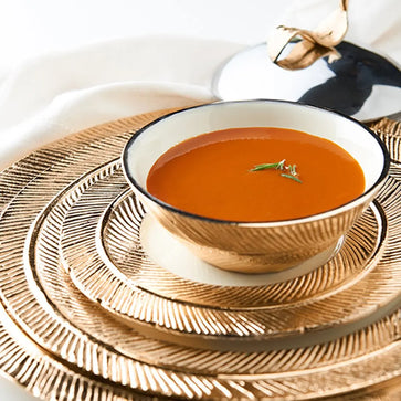 Feather Plates Gold/Oyster - Nima Oberoi Lunares