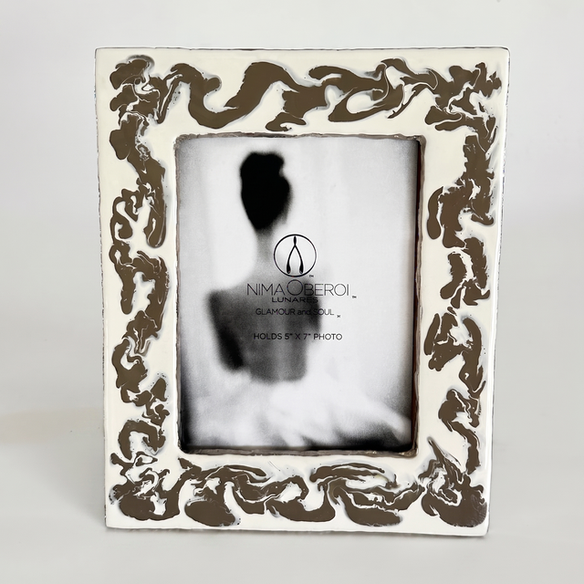 Dansbury Frames
